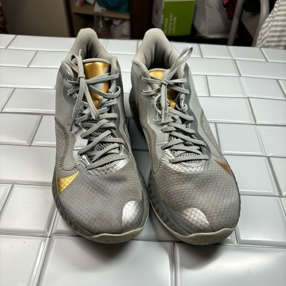 Nike Renew Elevate 'Metallic Silver Gold size 12 - Picture 4 of 12